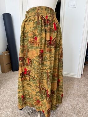 Vintage Tan Equestrian Print Maxi Skirt with Red Accents